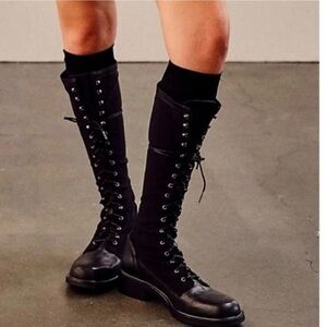 FREE PEOPLE TRICKUM Black Knee-High Lace-Up Boots 40